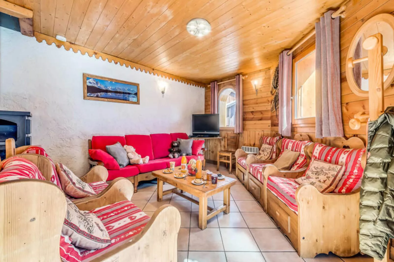 Chalet Gypaete-Untagged