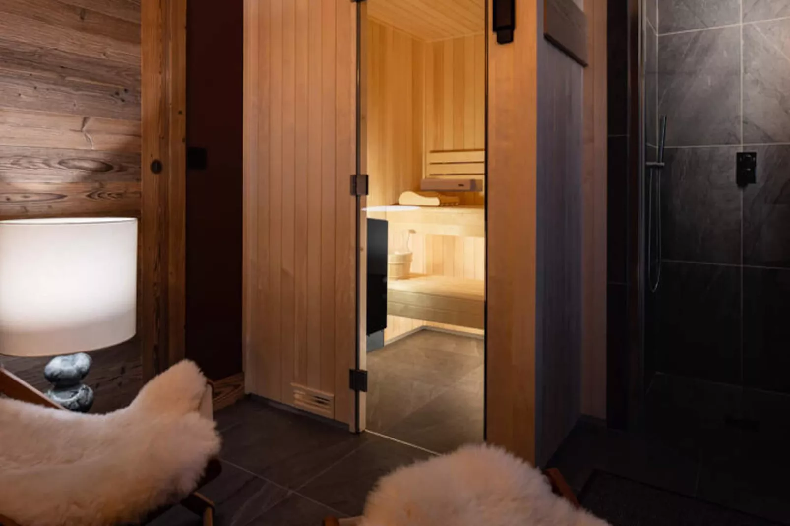 Chalet Noor-Untagged