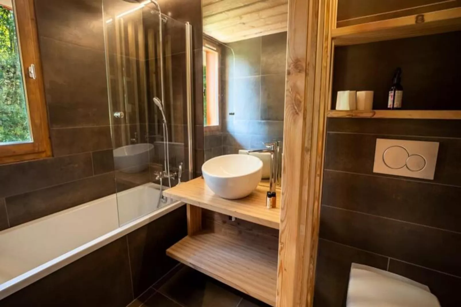 Hauts De Chantemouche 17 - Untagged