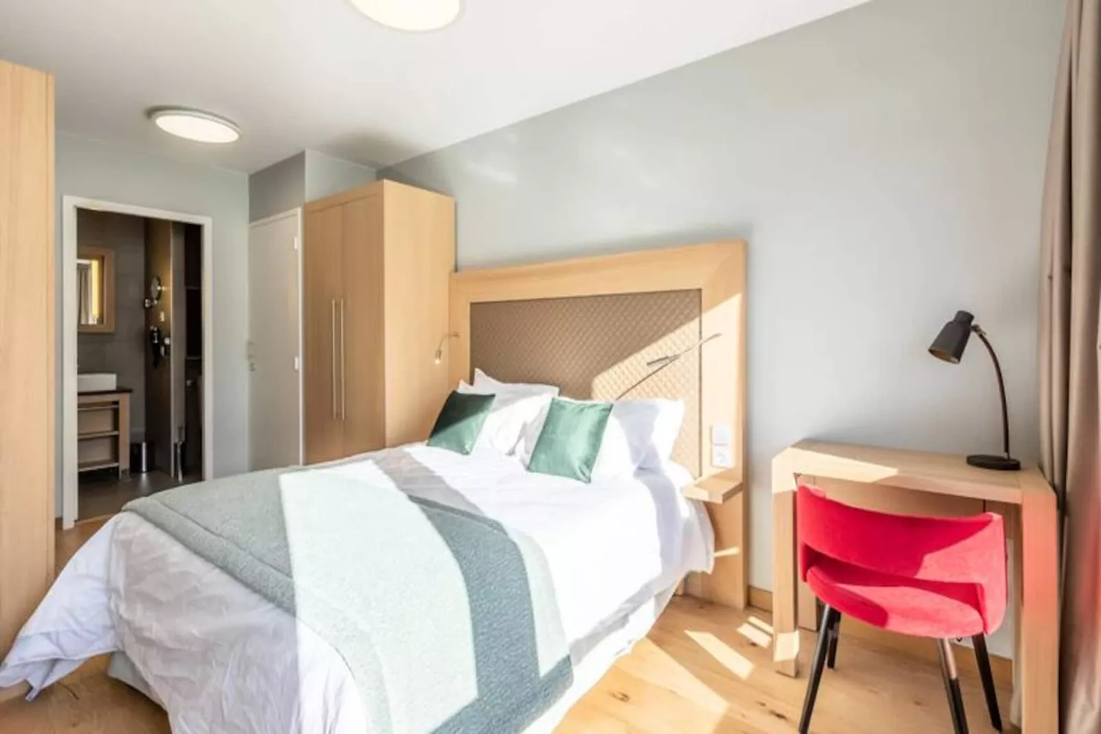 Résidence Les Monarques-Untagged