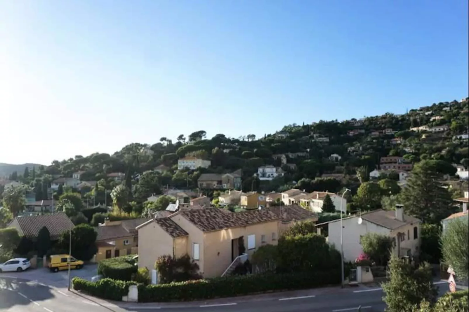 Résidence Appartement Lumineux En R&eacute;sidence Avec Terrasse-Untagged