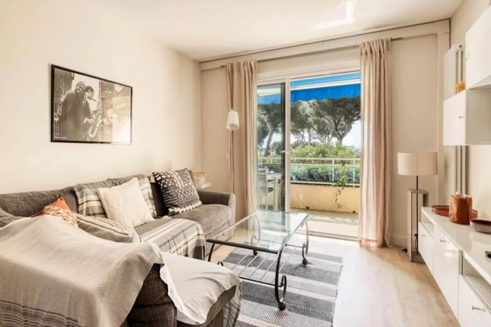 Résidence T3 R&eacute;cent Dans R&eacute;sidence Avec Piscine &agrave; La Favi&egrave;re-Untagged