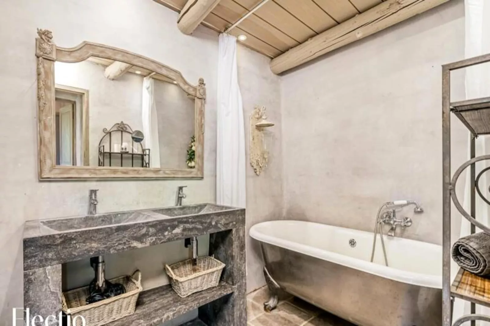 Loggia 5 Rosier | R&eacute;sidence Les Petitons-Untagged