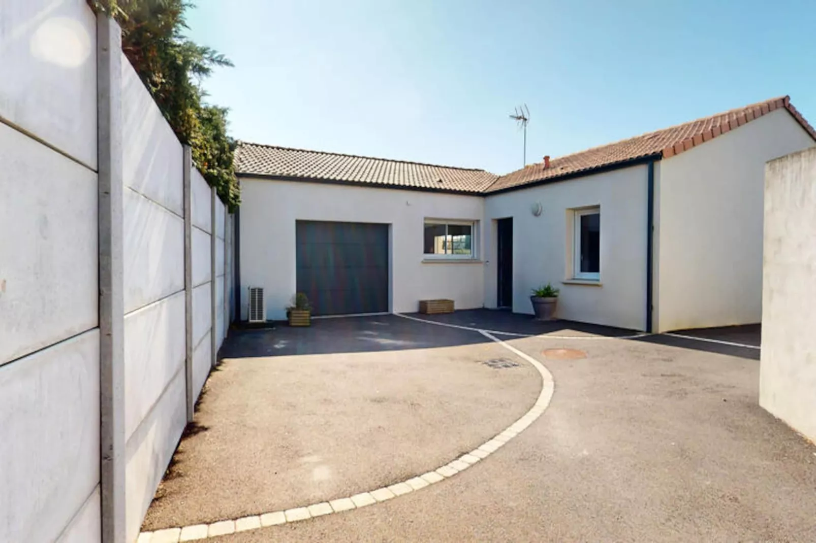 Maison à Saint-Gilles-Croix-de-Vie-Untagged