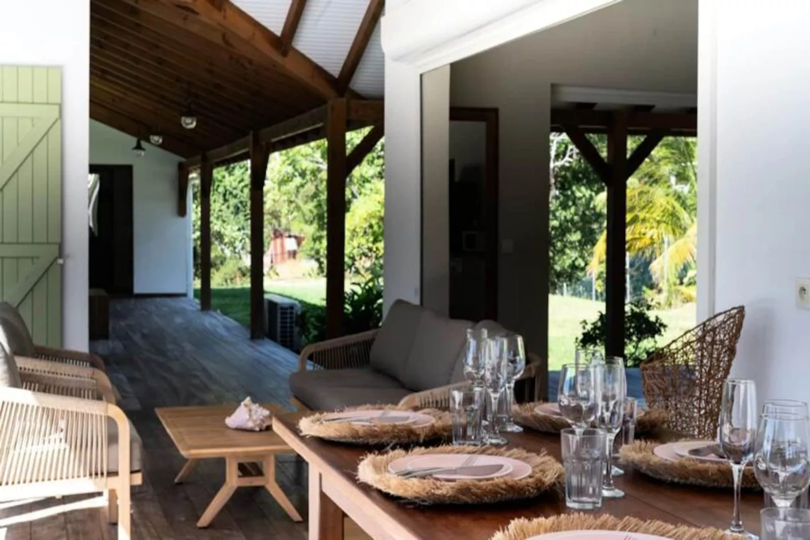 Villa Jacaranda - Untagged