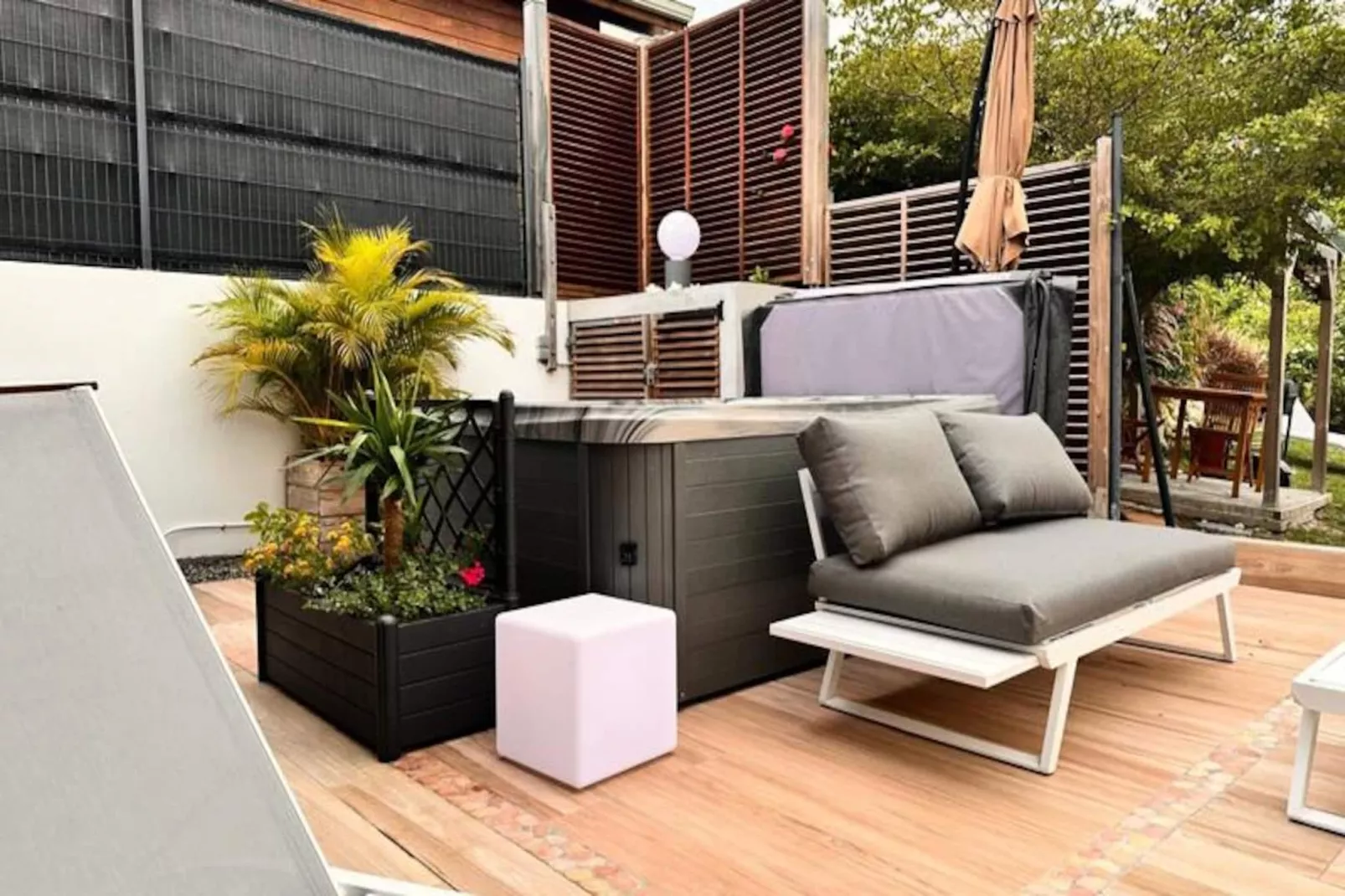 Bungalow Damien - Nicht zugeordnet