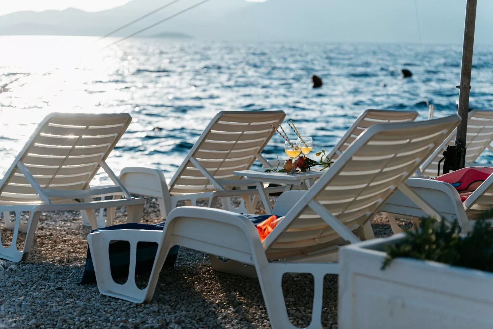 Apartments Dragobratović - Superior One Bedroom  Apartment with  Balcony and Side Sea View (Apartment 4)-Ambiente