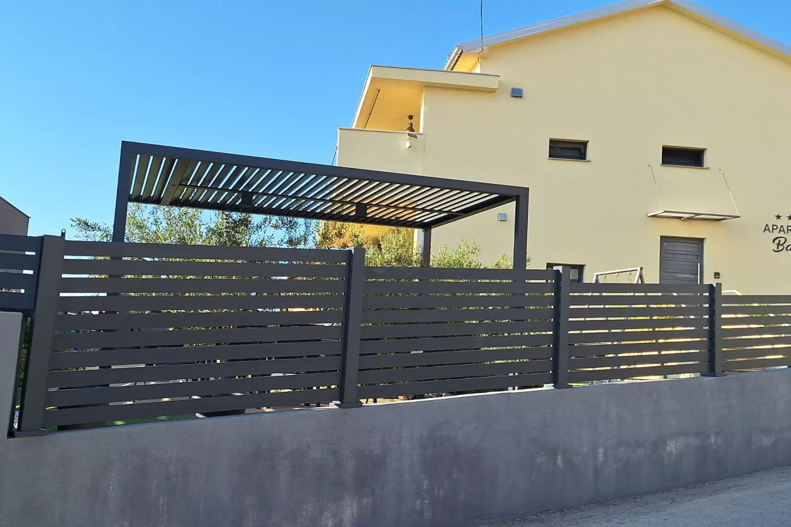 Apartment Cvita & Roza - Two Bedroom Apartment with Balcony and Sea View (Roza) (A1)-Outdoor