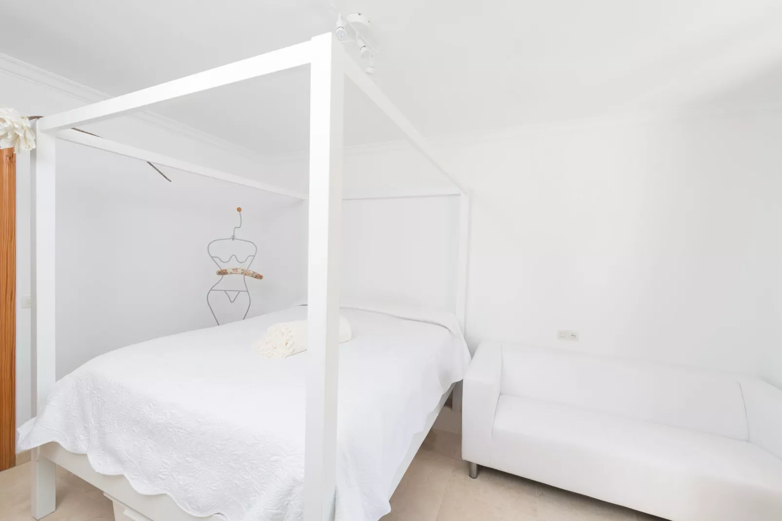 Anima-Bedroom