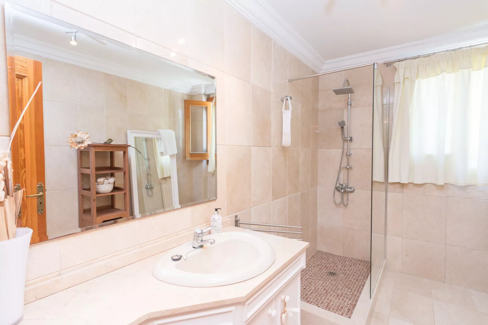 Anima-Bathroom
