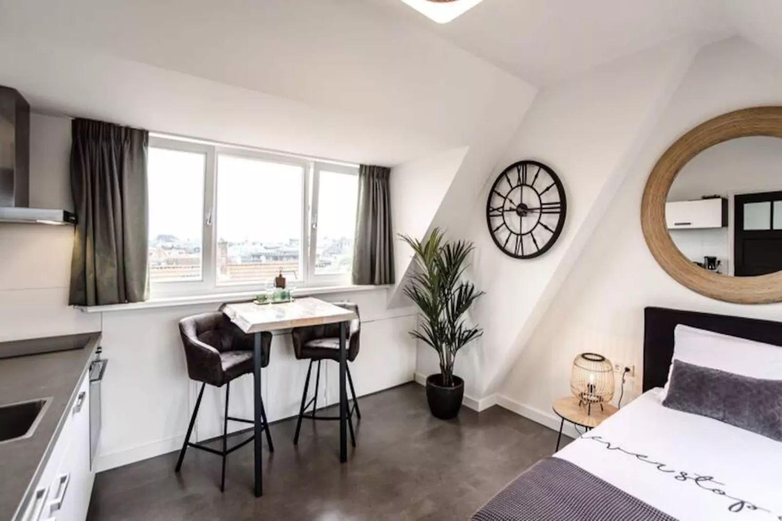 Seawave Studio 54-Untagged