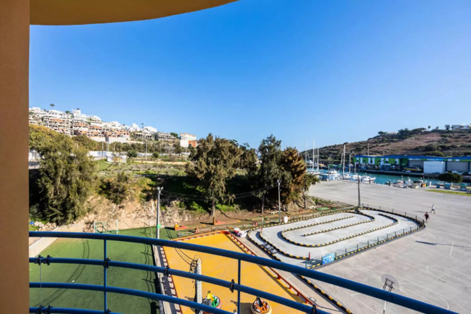 Casa Das Cores-Untagged