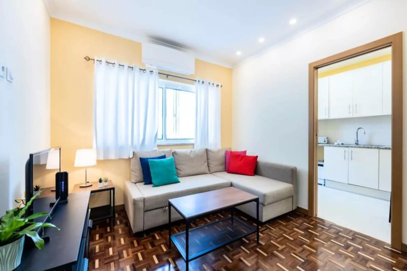 Urban City View Apartment-Non tagué