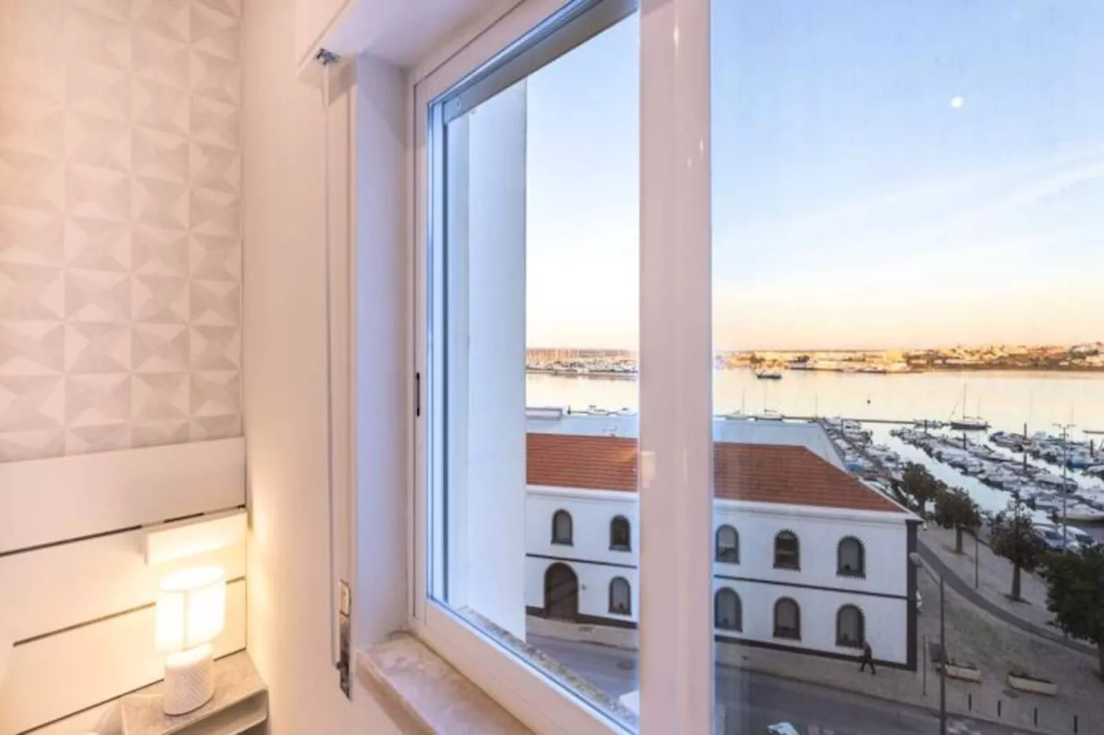 Torri Riverview Apartment-Untagged