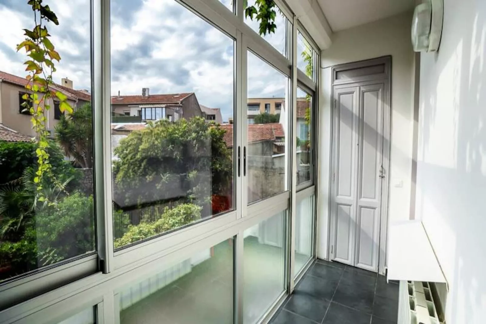 Lumineux 3 Pièces Dans Le Coeur De Antibes!-Untagged