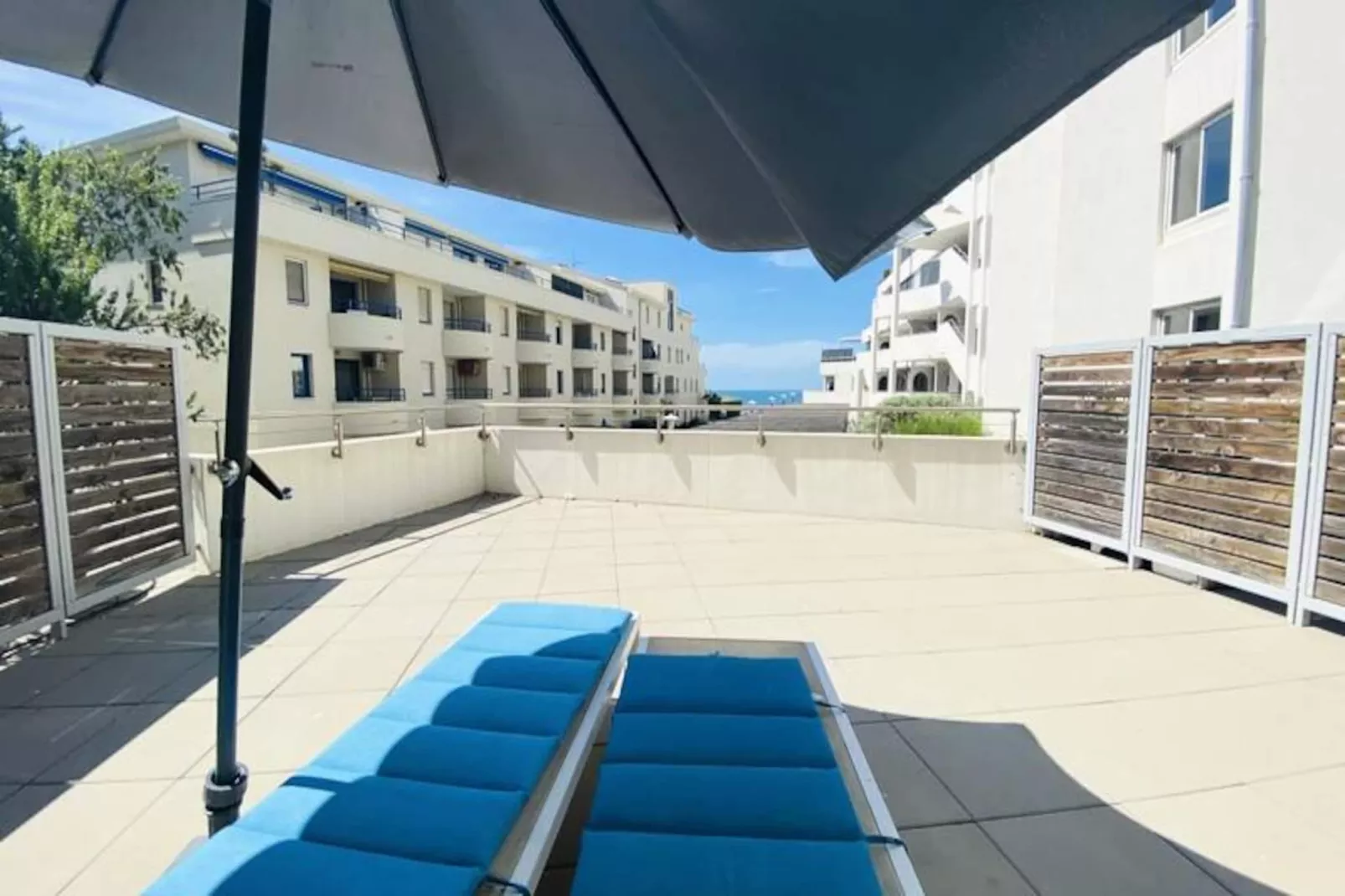 Résidence Terrasse Ensoleill&eacute;e : Appartement 1 Chambre 1 Cabine Vue Mer Terrasse-Untagged