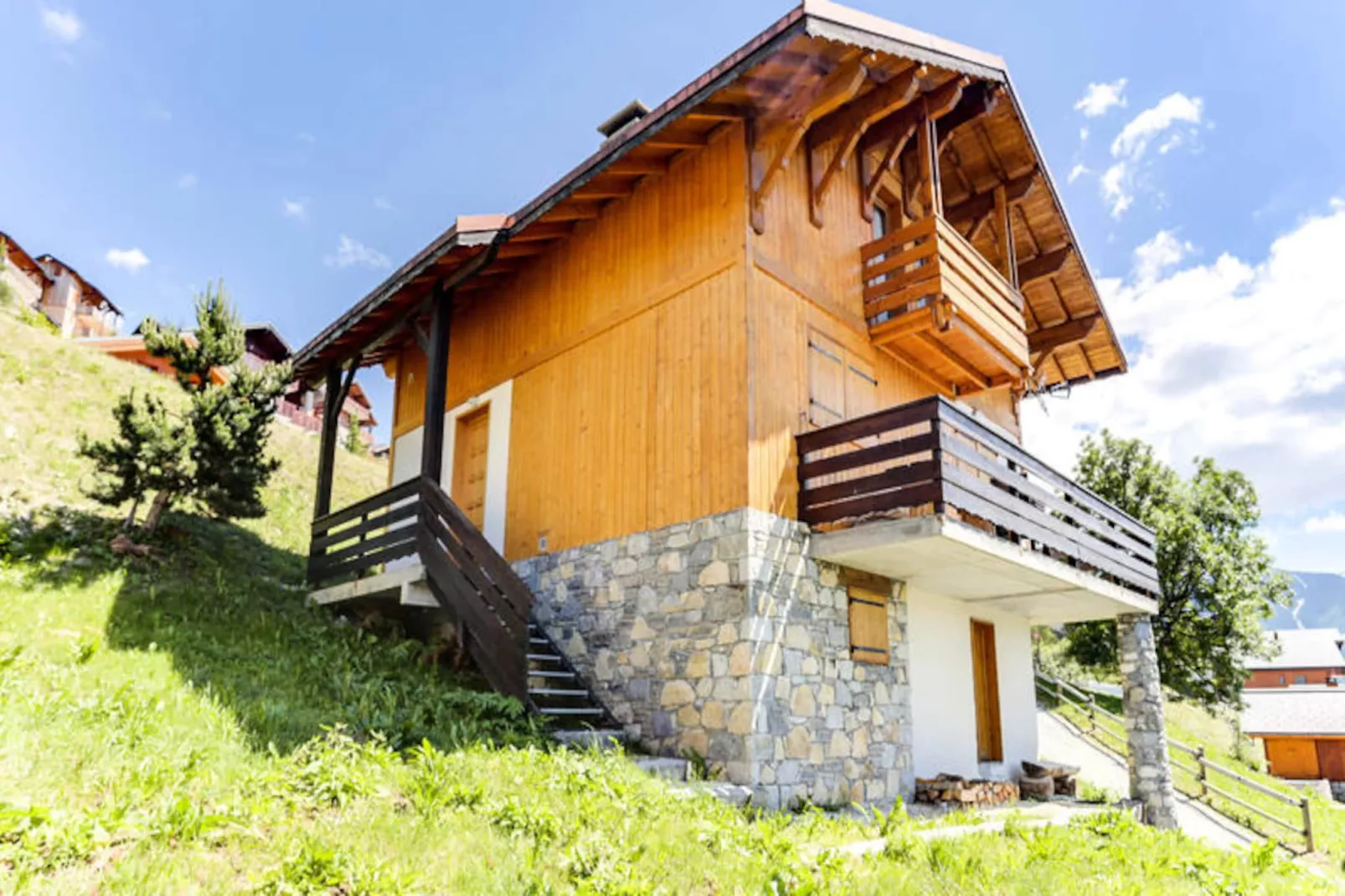 Chalet Forsythia-Non tagué