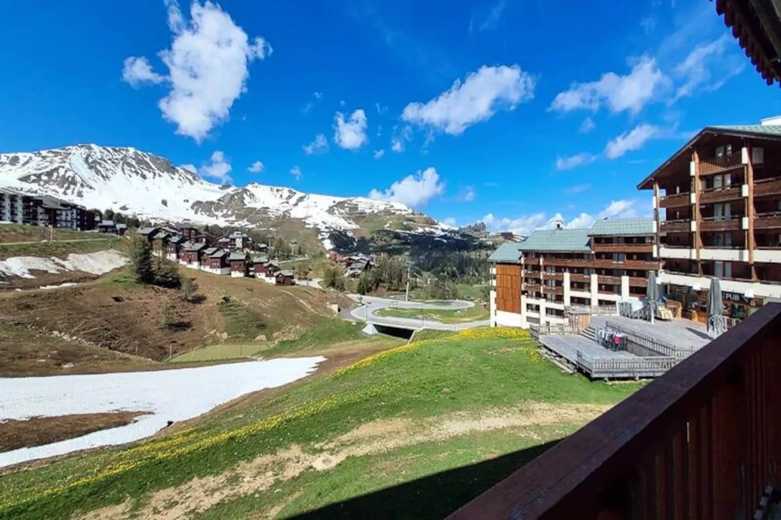 Résidence Le Mont Soleil A-Non tagué