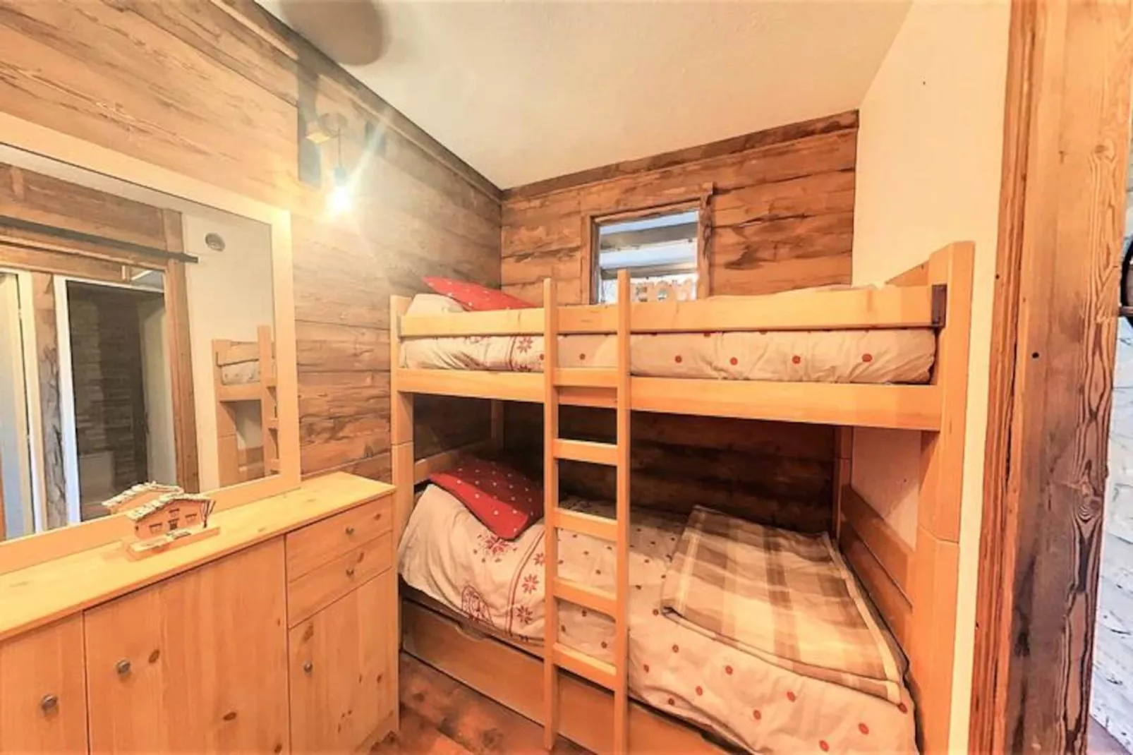 Résidence Lunik-Non tagué