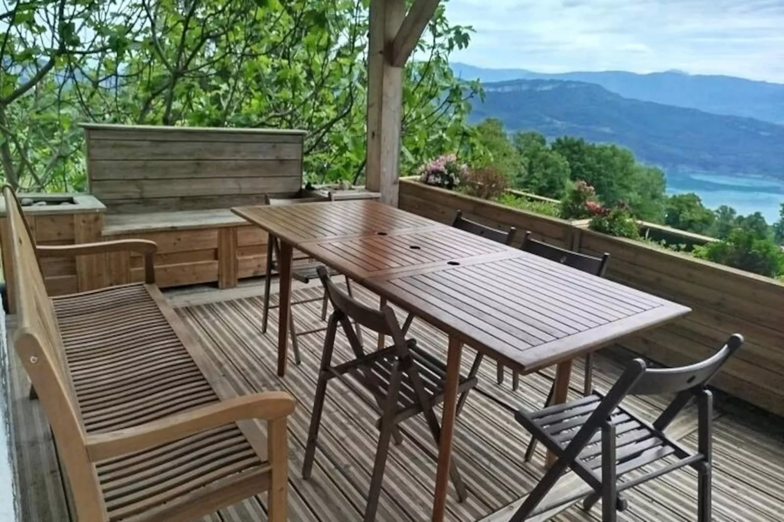 Le Petit Belv&eacute;d&egrave;re: Chalet Avec Piscine & Vue Lac-Untagged