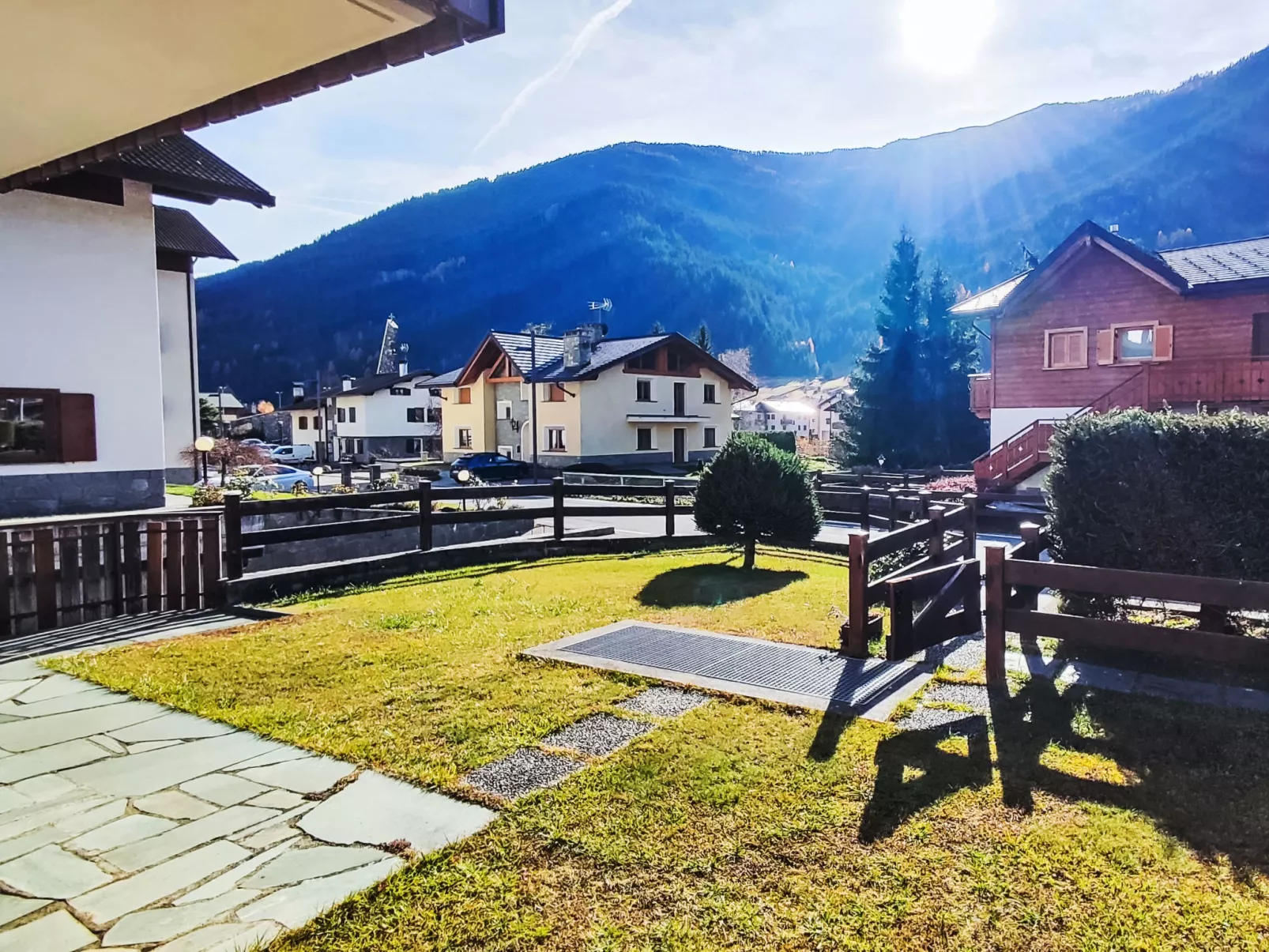 The Silent Sylva-Draußen