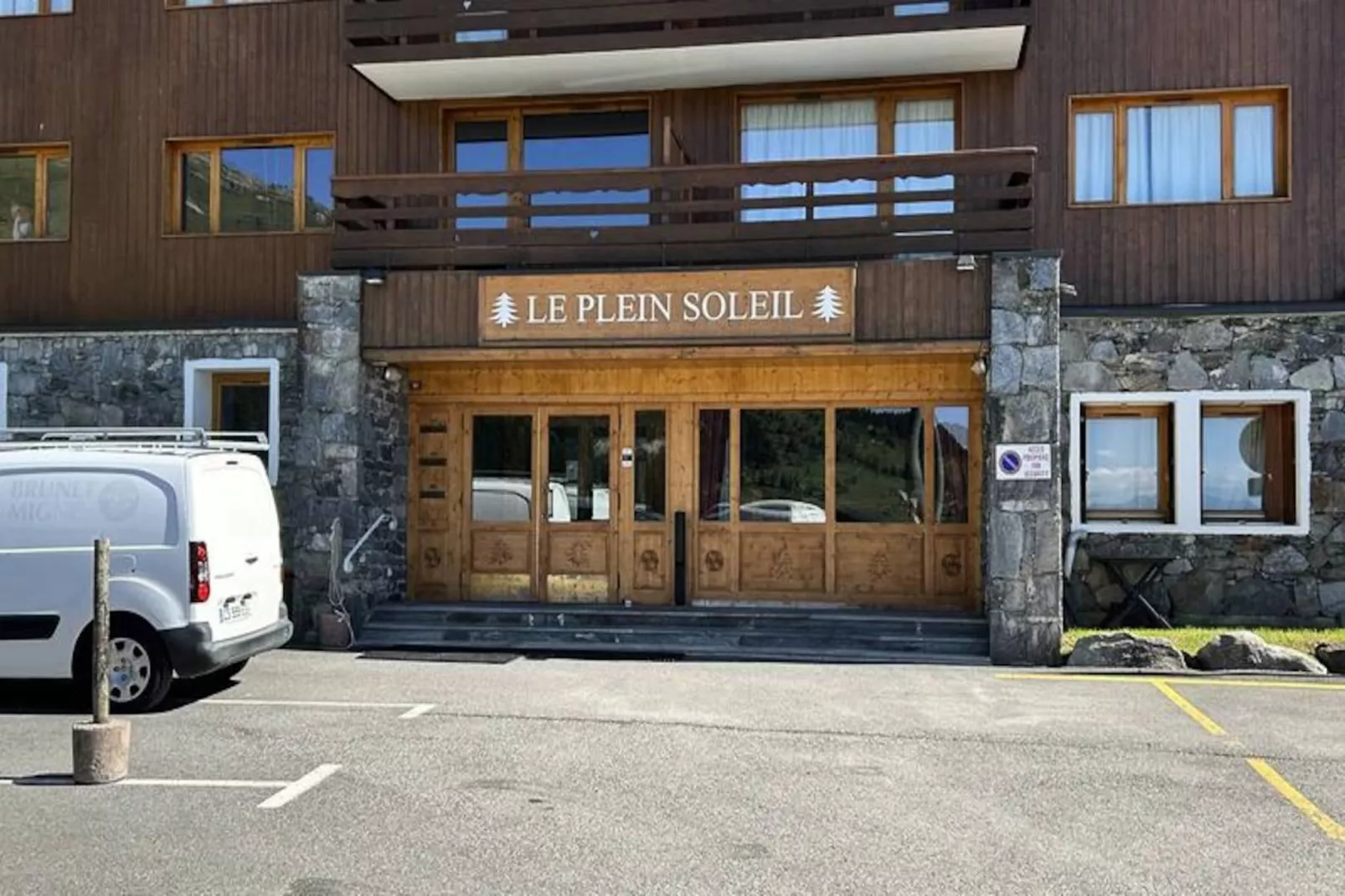 Résidence Plein Soleil - Non tagué