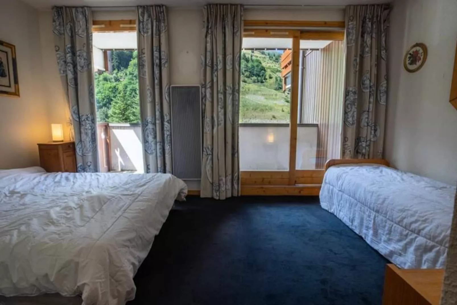 Sherpa 18 Sur Le Front De Neige De Mottaret-Untagged