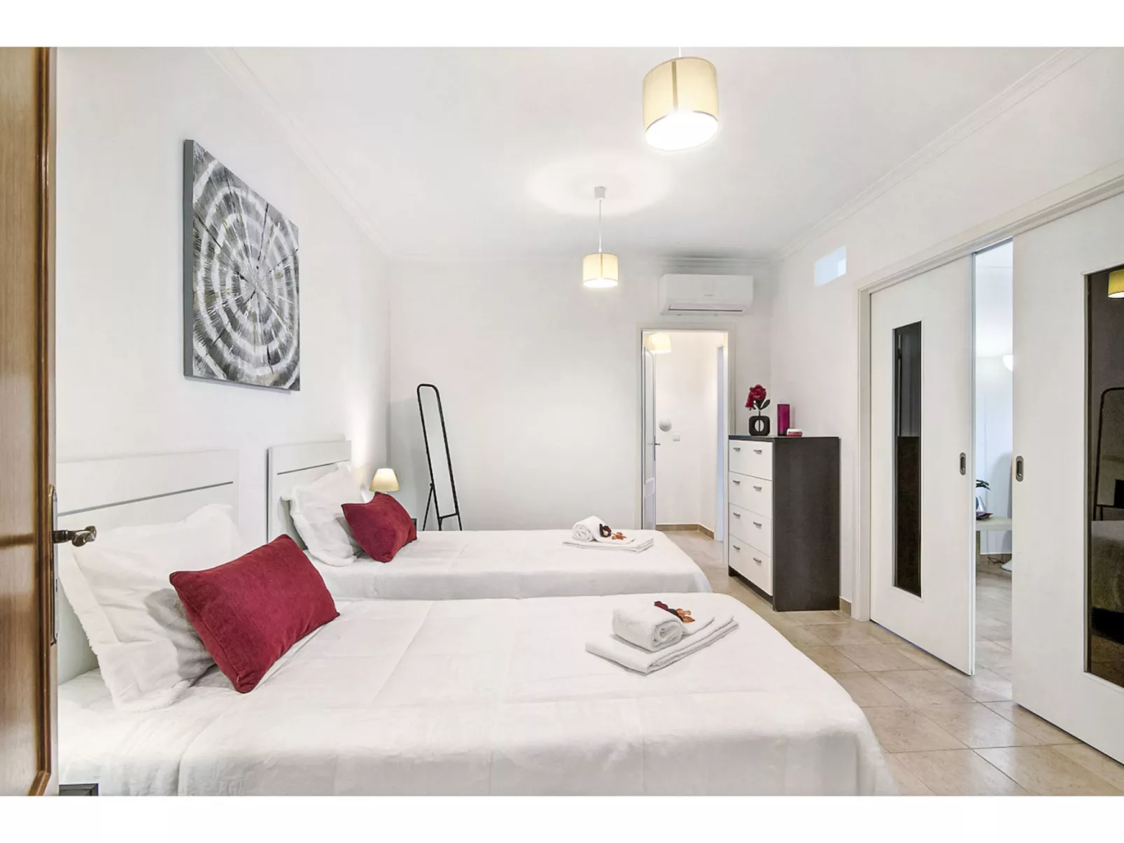 Manelito House - Sunny Way-Drinnen