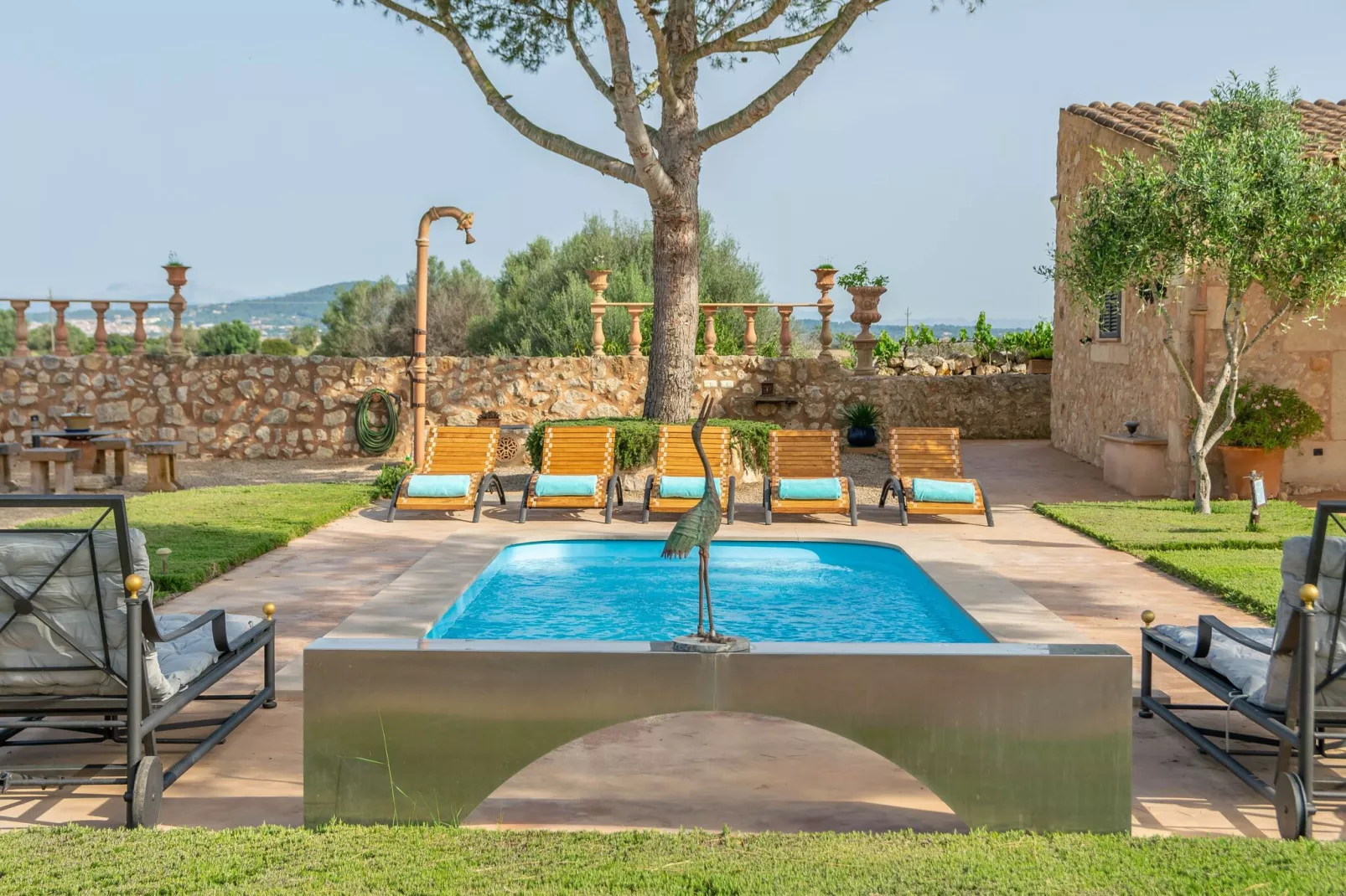 Banc Doli-Exterior summer