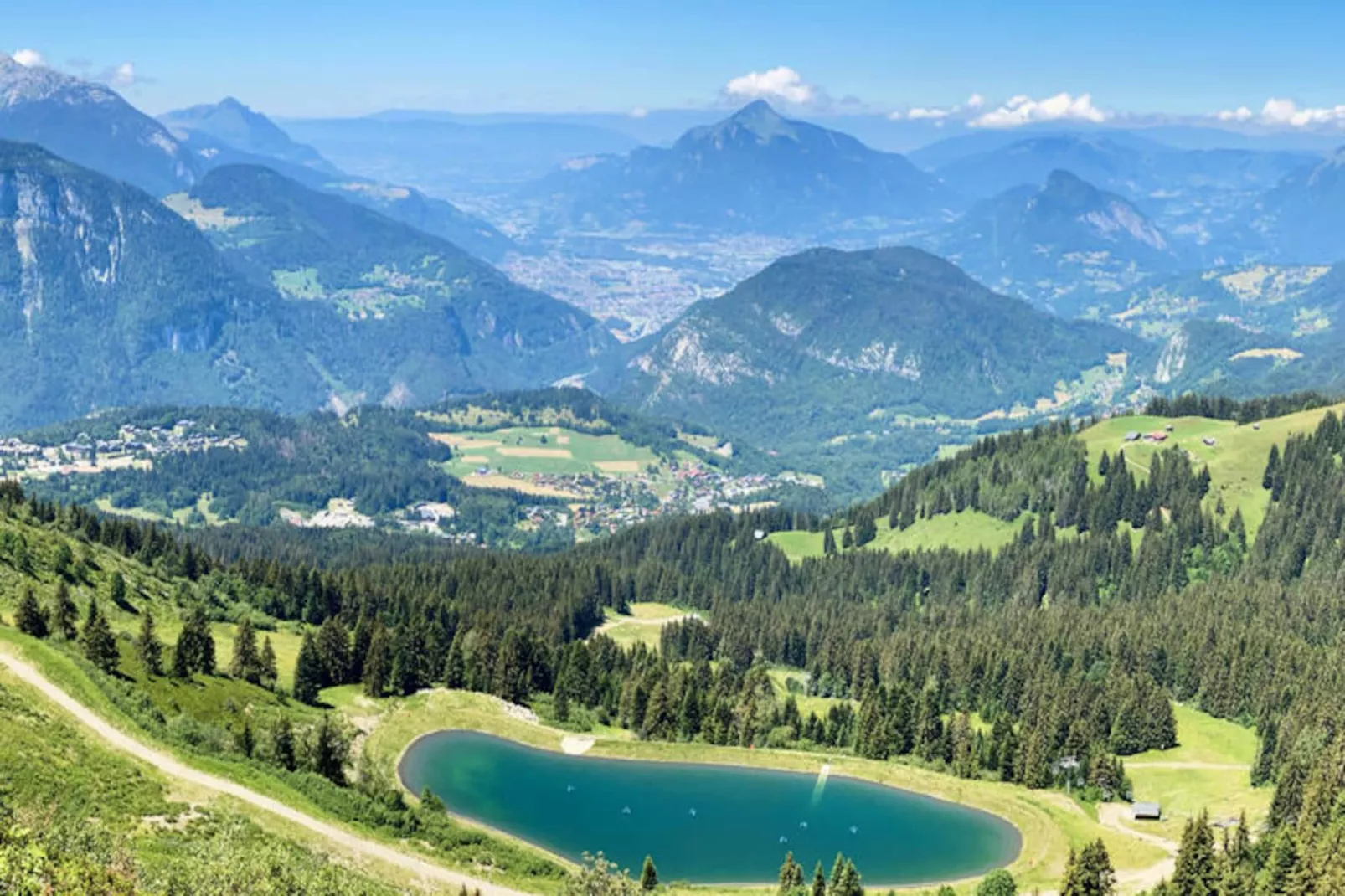 Appartements à Les Carroz-d'Arâches-Untagged