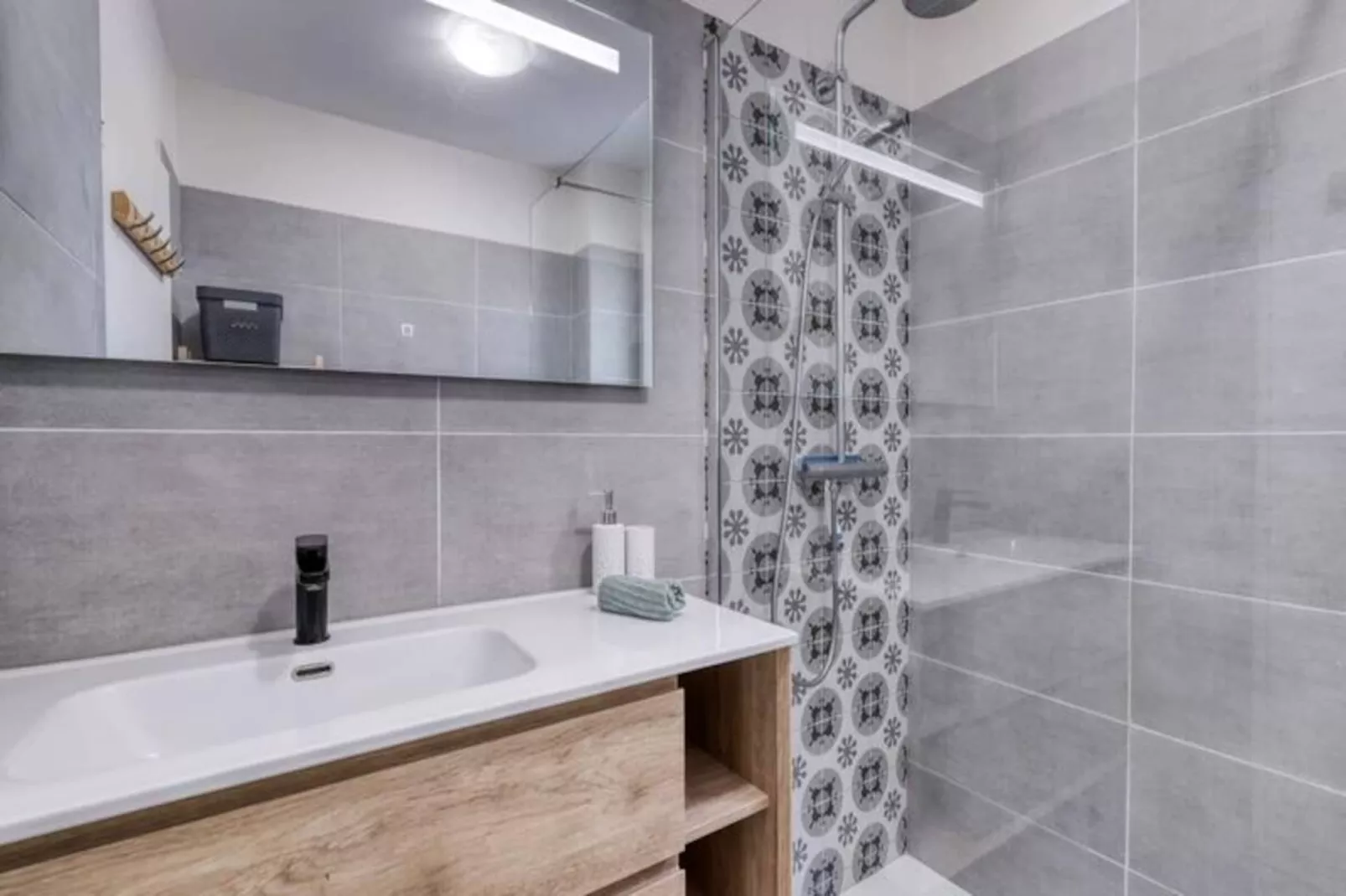 Résidence T3 R&eacute;cent Dans R&eacute;sidence Avec Piscine &agrave; La Favi&egrave;re-Untagged