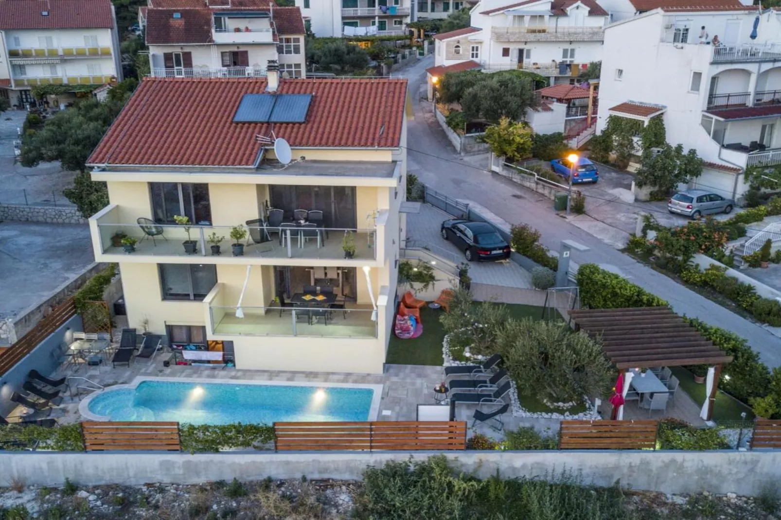 Apartment Cvita & Roza - Two Bedroom Apartment with Balcony and Sea View (Roza) (A1)-Outdoor