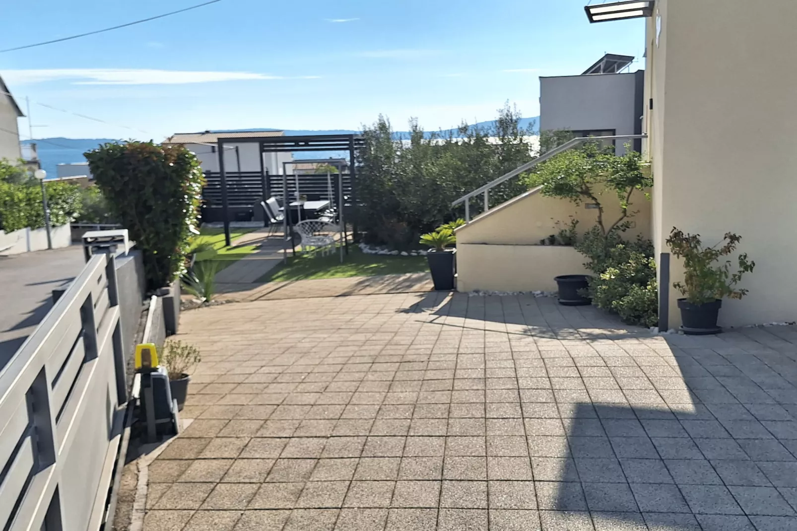 Apartment Cvita & Roza - Two Bedroom apartment with Terrace (Cvita) (A2)-Outdoor