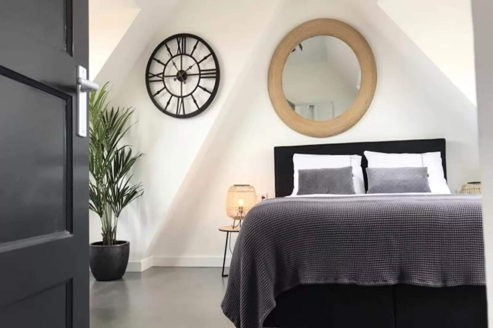 Seawave Studio 54-Untagged