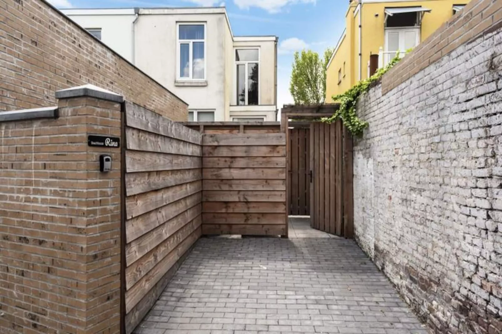 Beachhouse Rina-Untagged