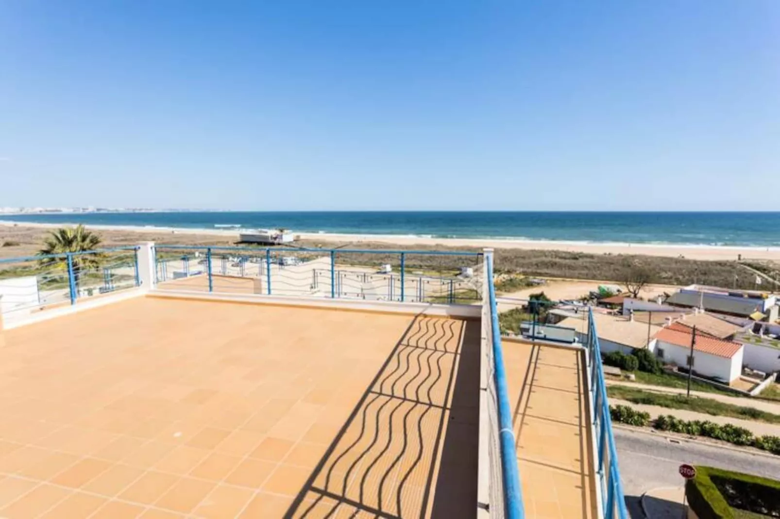 Meia Praia View Apartment-Untagged