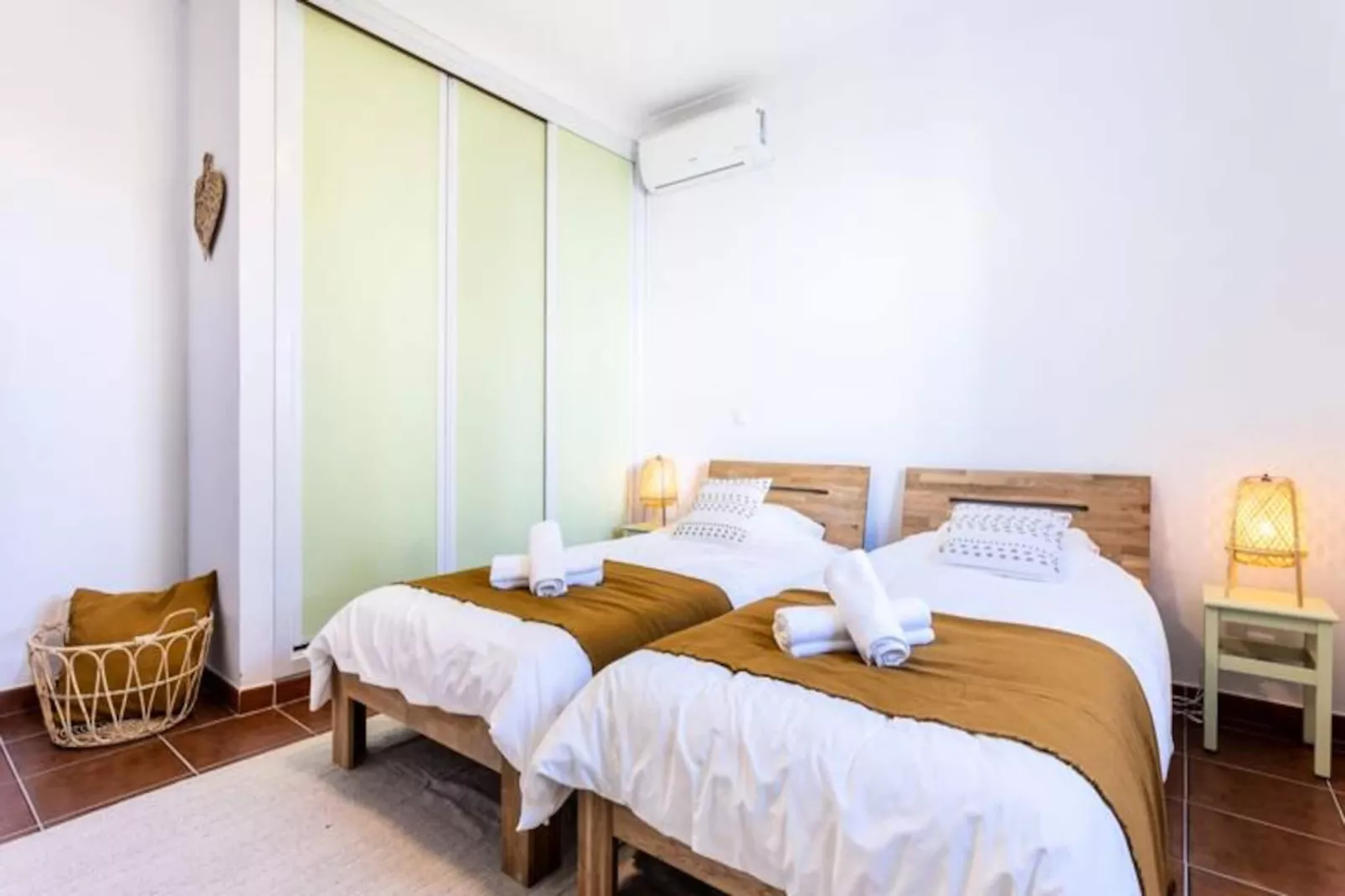 Olive House-Nicht zugeordnet