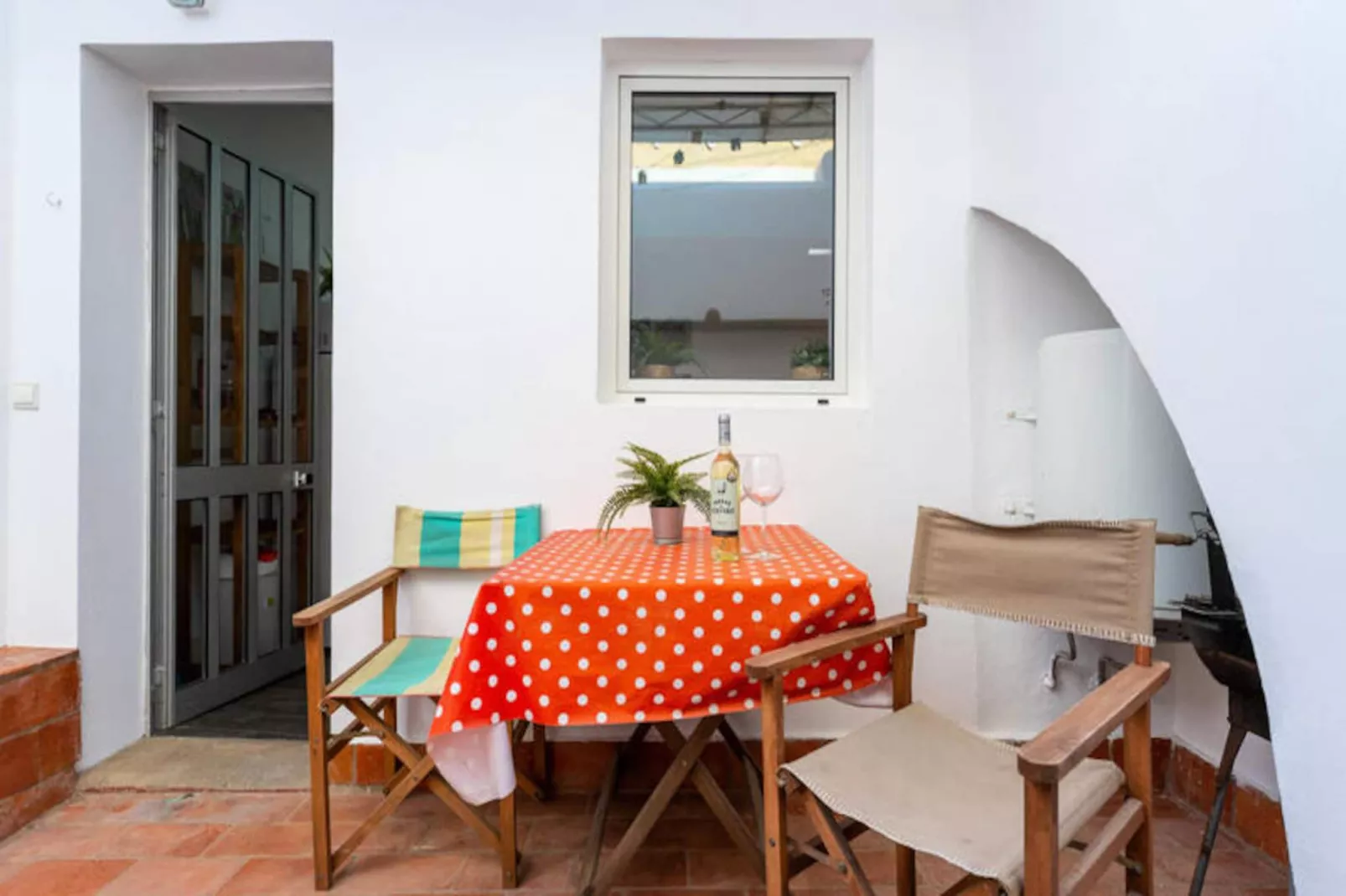 Dourada Townhouse - Olh&atilde;o-Non tagué