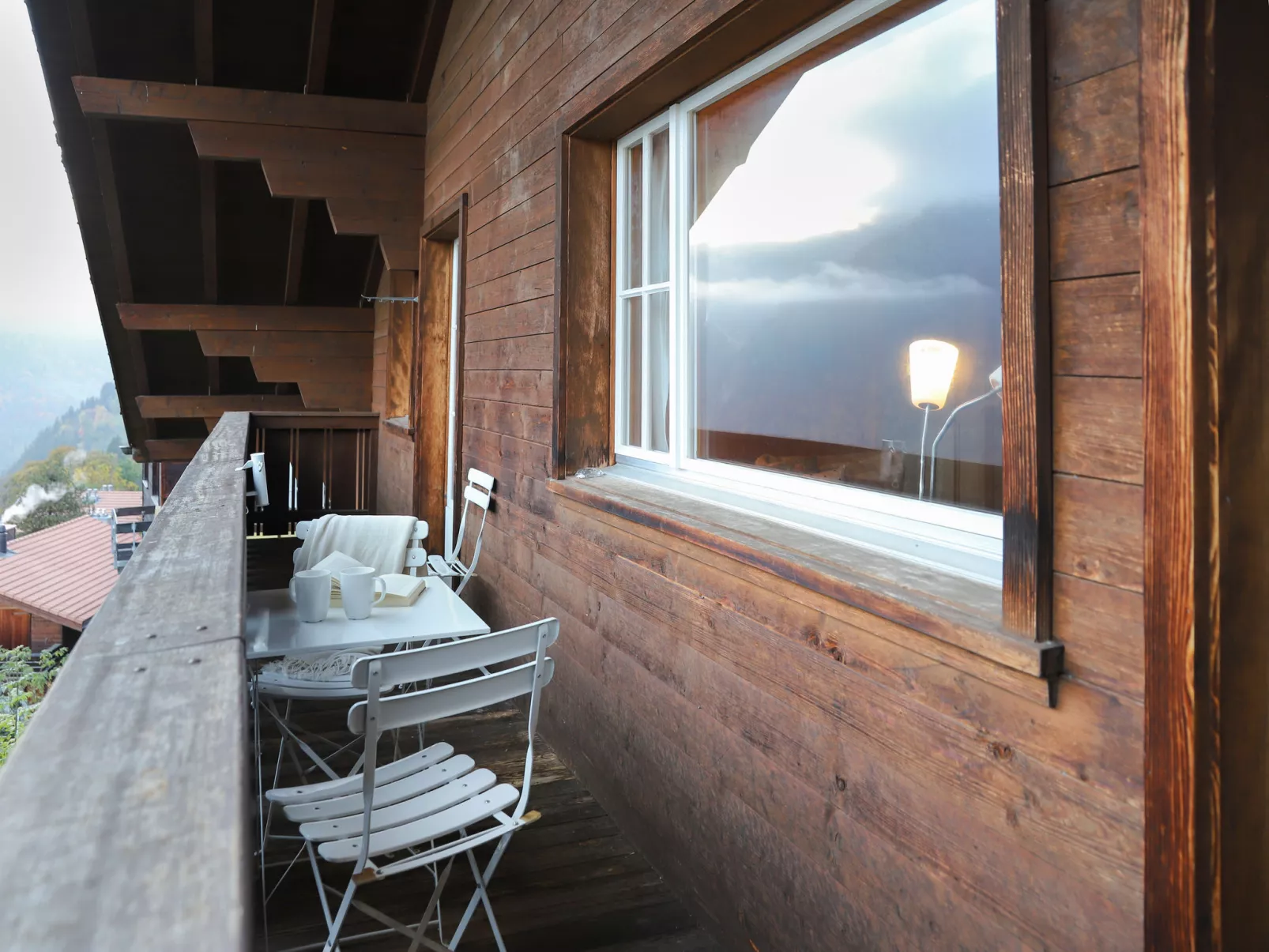 Plein Soleil-Outside