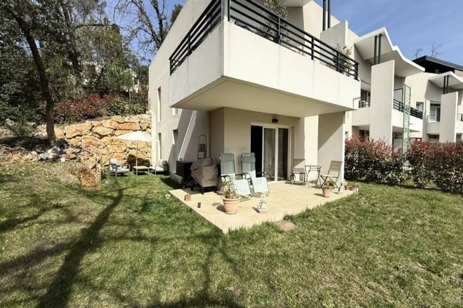 Appartement Cosy - Jardin - Piscine-Untagged