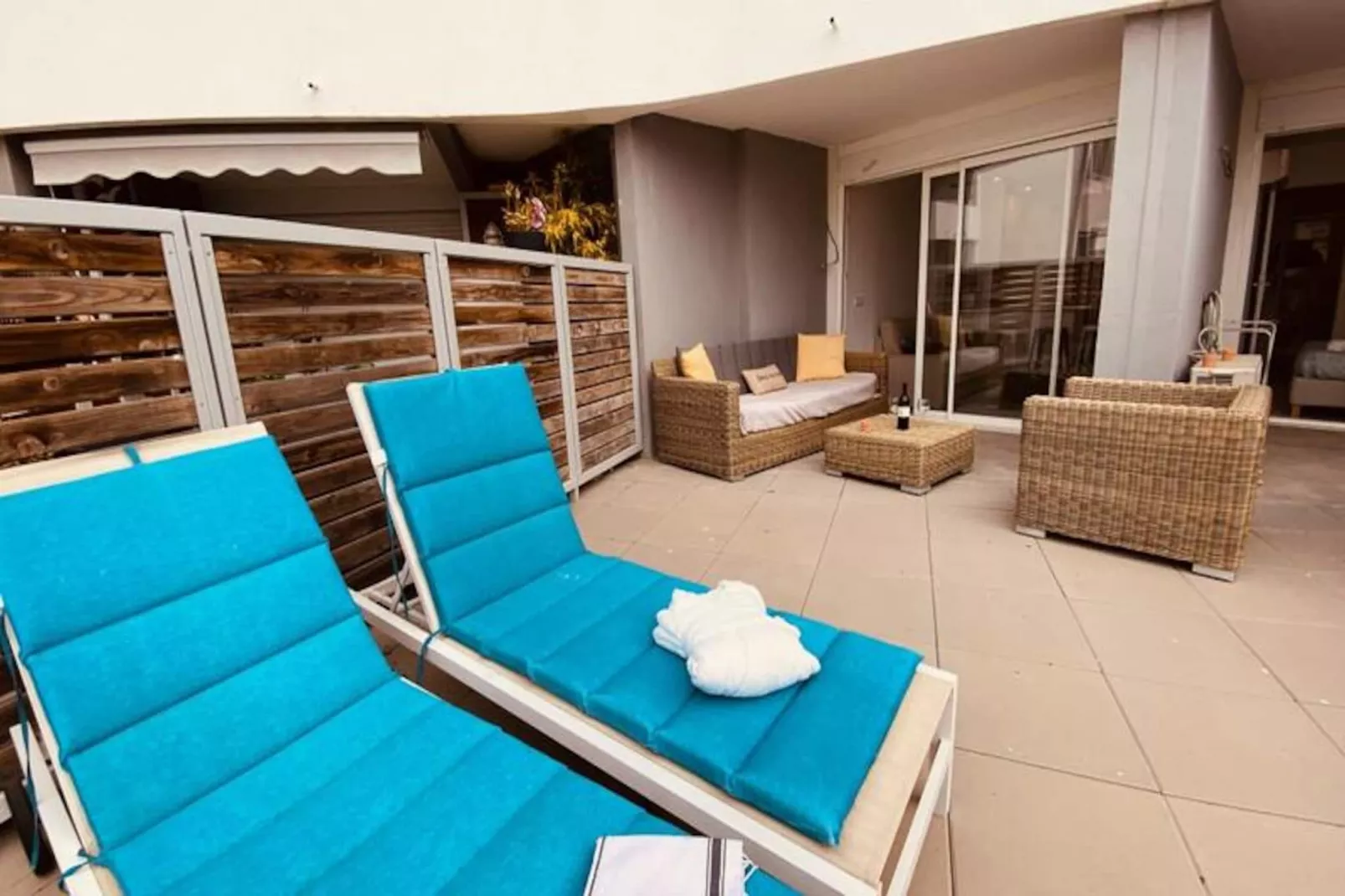 Résidence Terrasse Ensoleill&eacute;e : Appartement 1 Chambre 1 Cabine Vue Mer Terrasse-Untagged