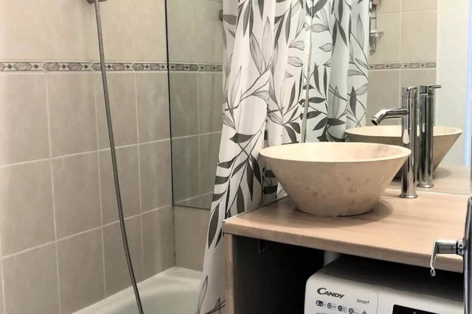 Résidence Lunik-Non tagué