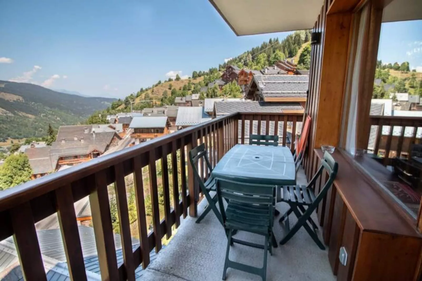 Le Surf 1 - Untagged