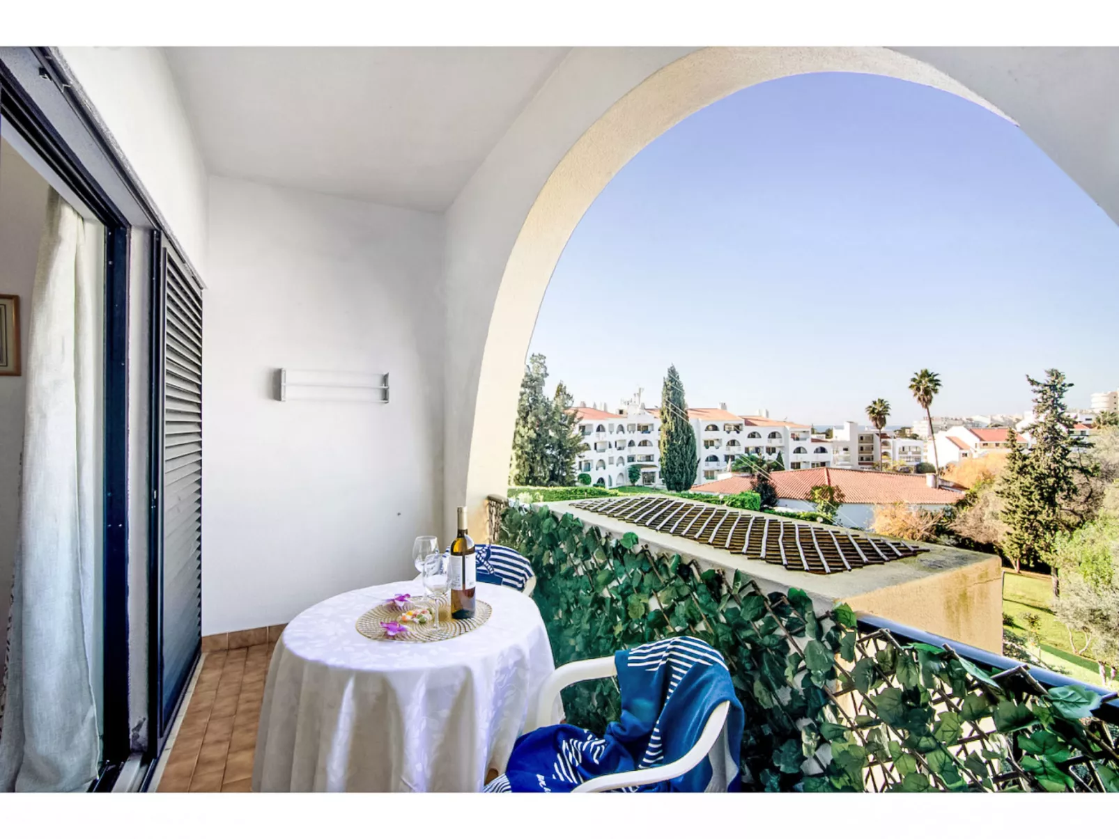 Anamar - Sunny Way-Draußen