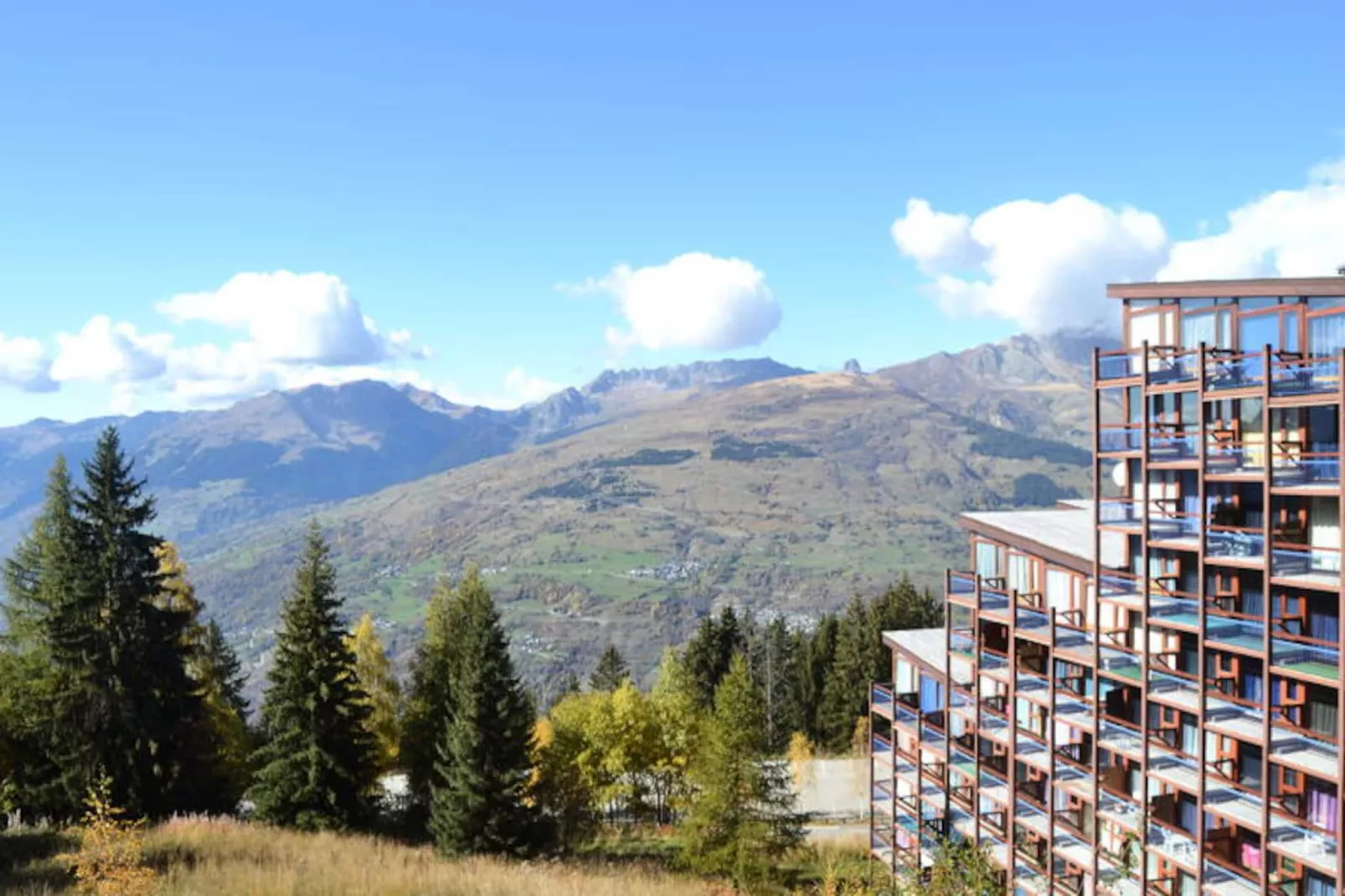 Résidence Bequi-rouge - Untagged