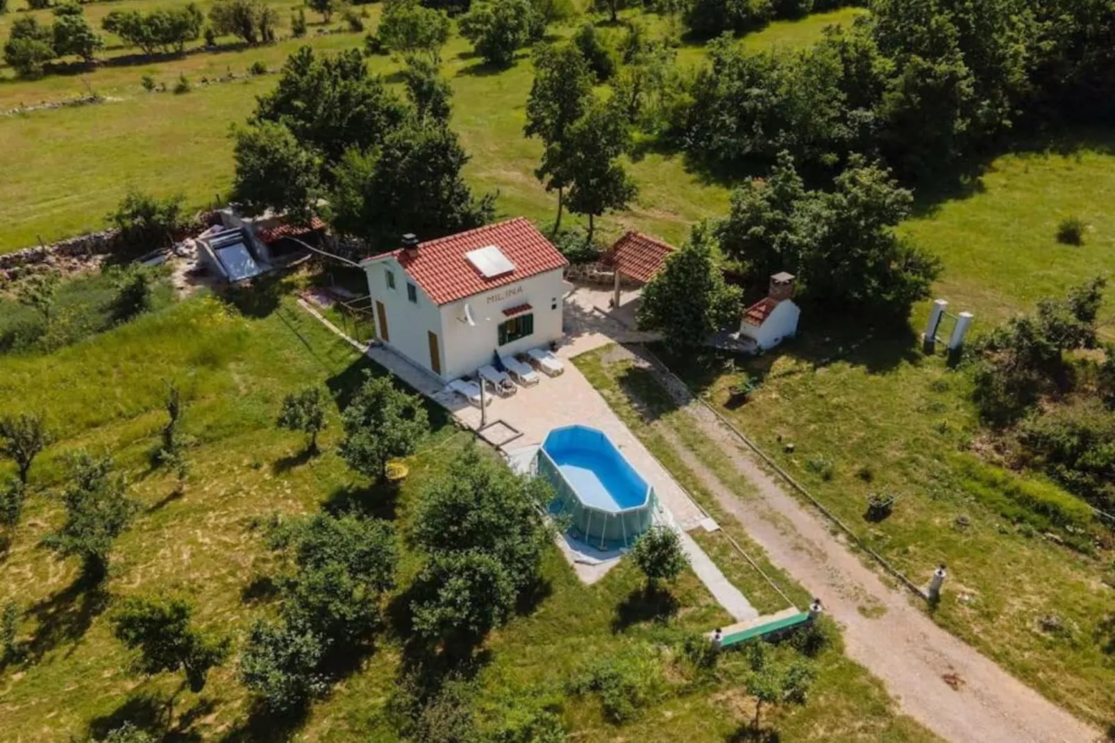 Village Holiday House Ivan Kozina with Pool-Im Freien