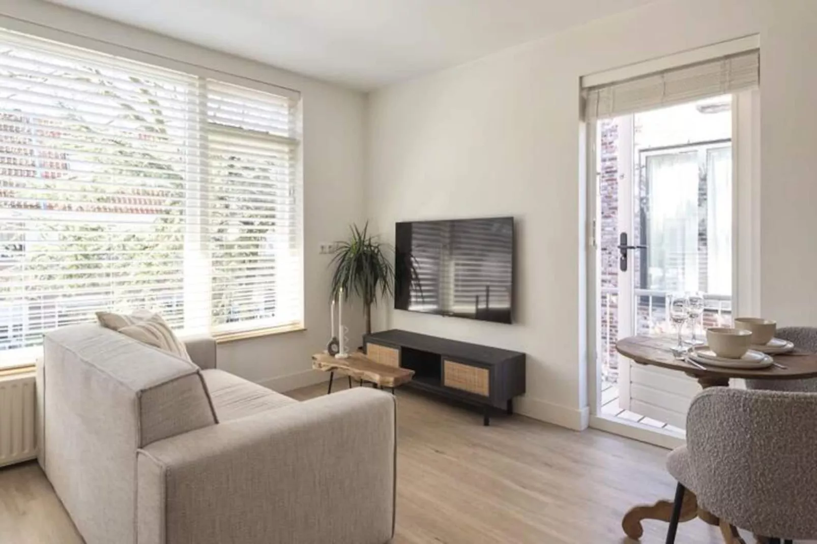 Yucca Apartment - Beachhouse Zandvoort-Untagged