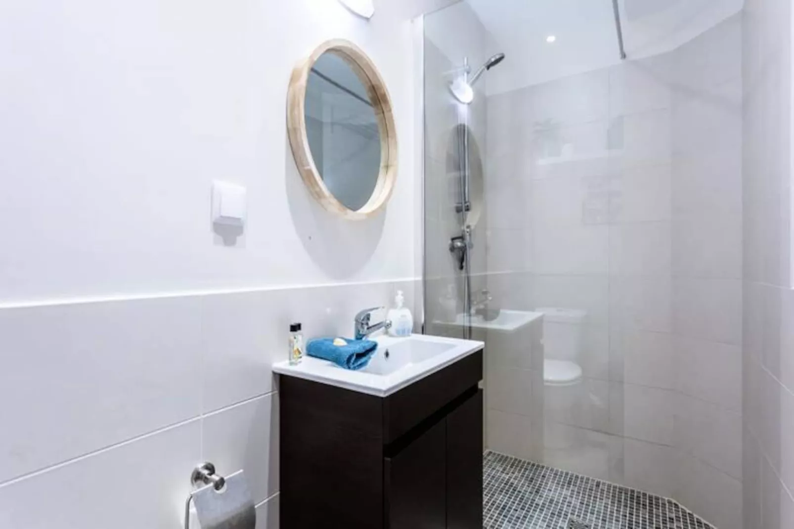 Mariners (4) - Bright And Stylish Apartment-Untagged