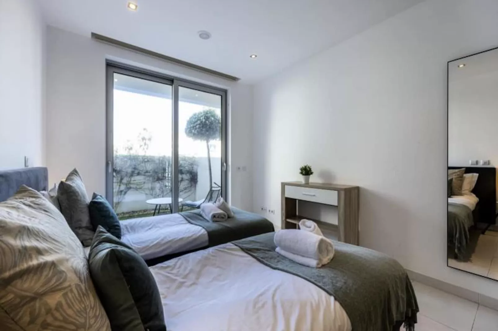 Zentuni Ocean Front-Nicht zugeordnet