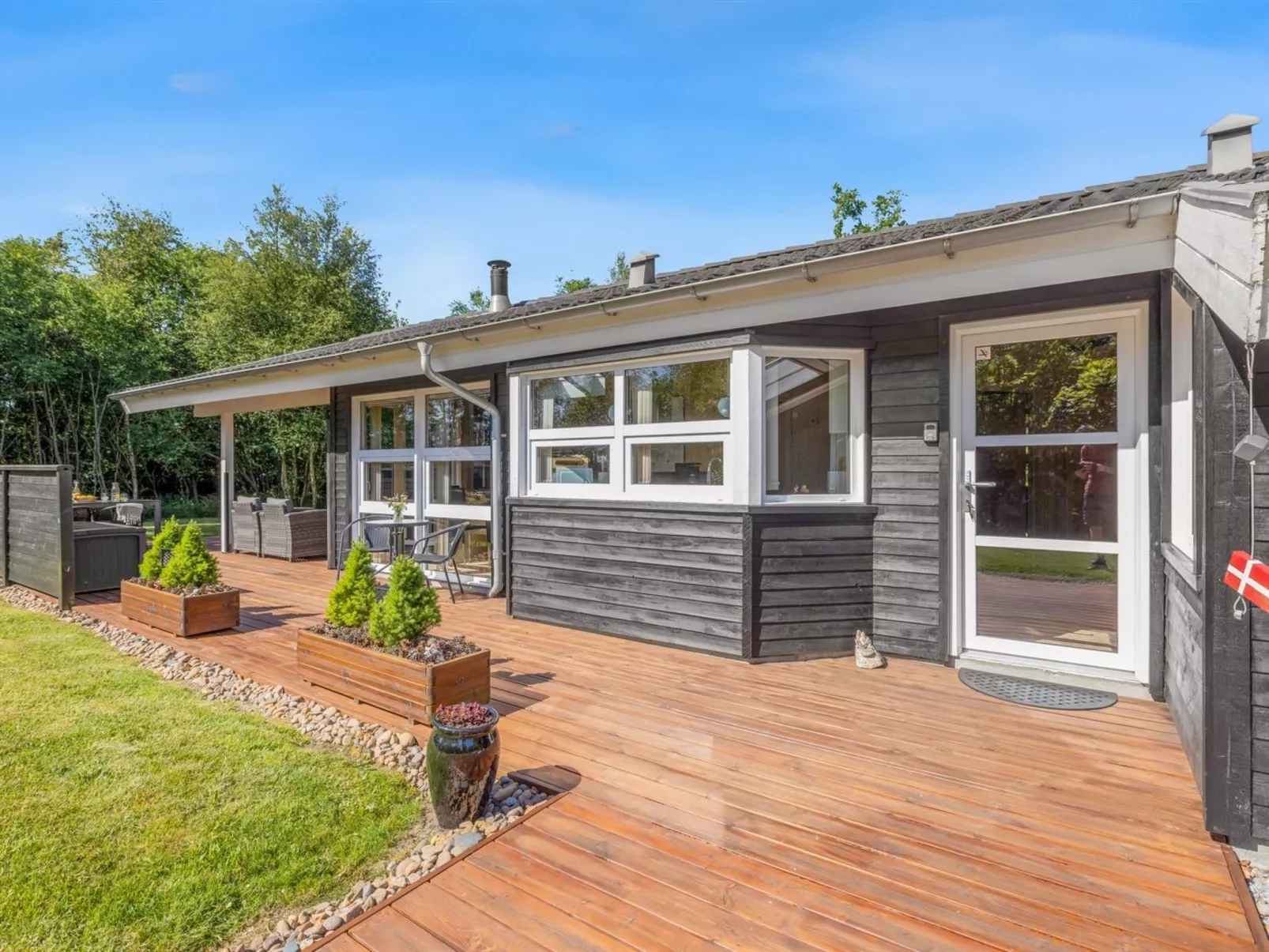 "Arny" - 1.5km from the sea-Outside